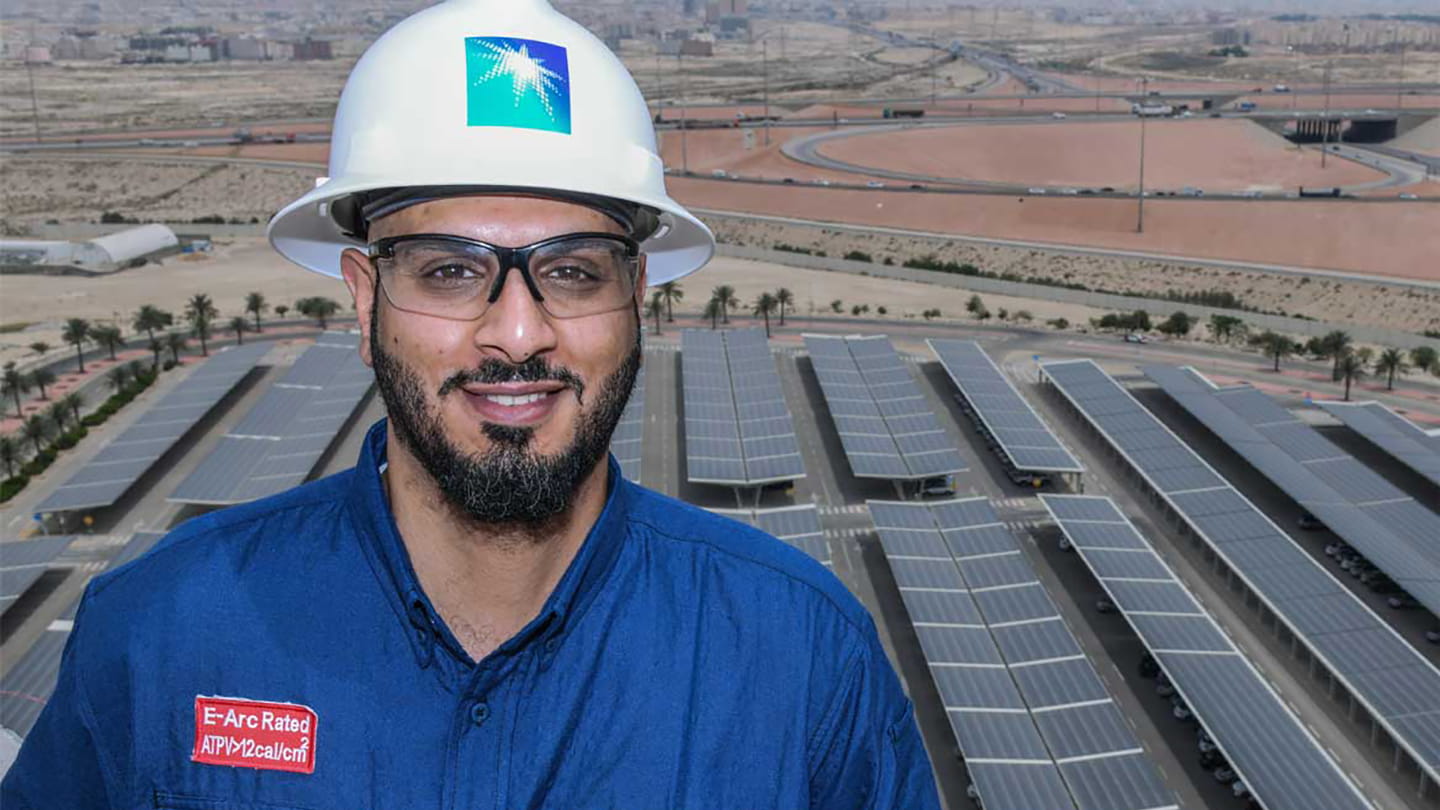 Solar farm providing shade for 4.500 vehicles and generating power to offices at Al Midra – Saudi Aramco